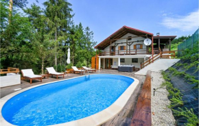 Beautiful home in Turcin with Sauna and 3 Bedrooms